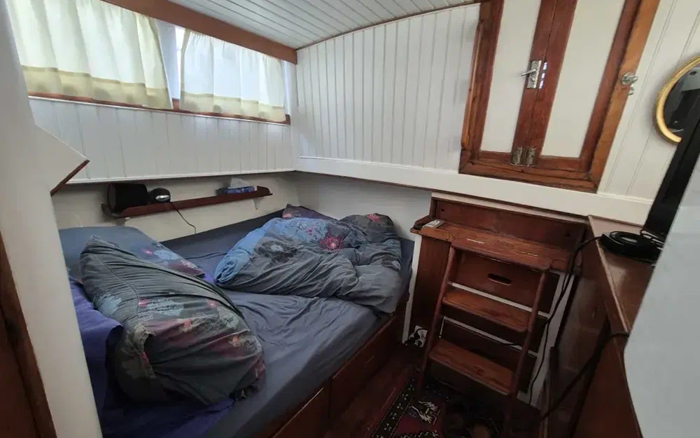 slider 22 Grand Banks 36