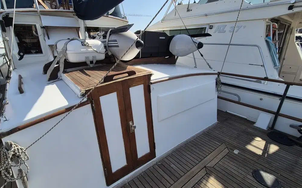 slider 8 Grand Banks 36