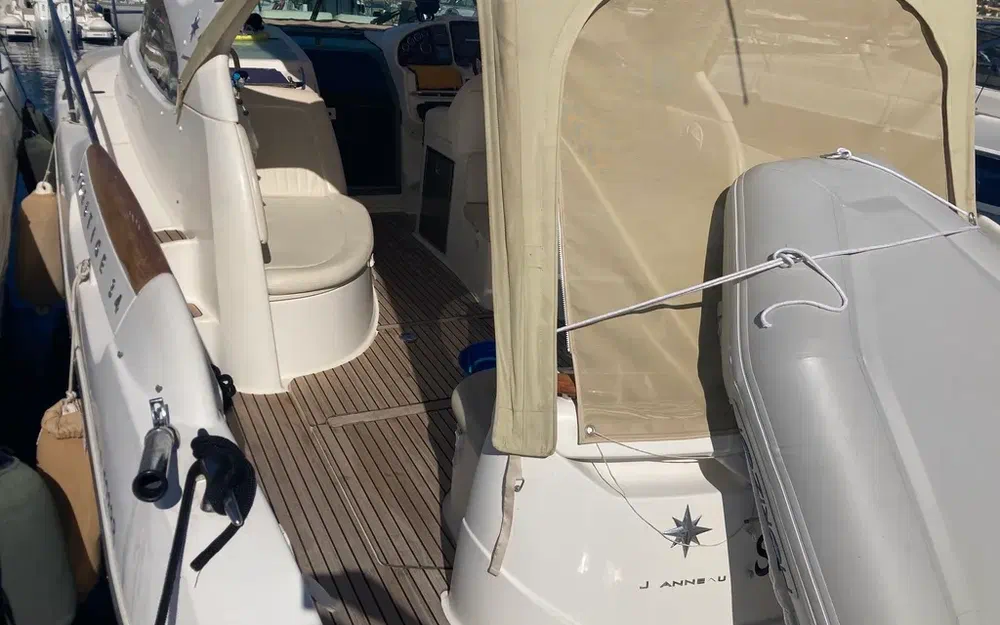 slider 4 Jeanneau Prestige 34