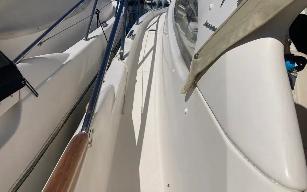 slider 17 Jeanneau Prestige 34