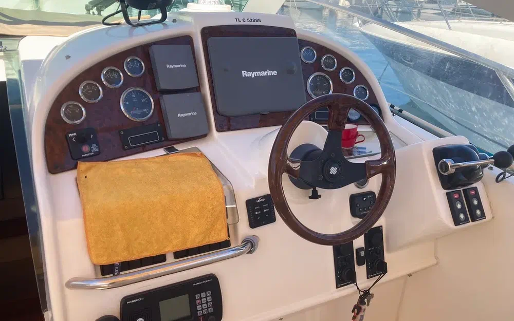 slider 7 Jeanneau Prestige 34