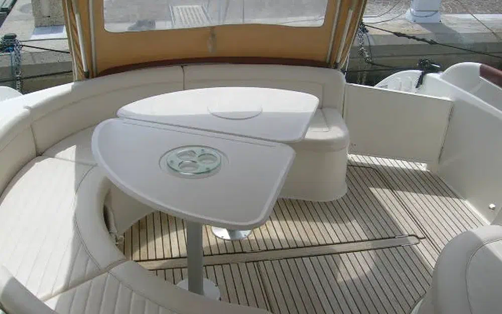 slider 10 Jeanneau Prestige 34