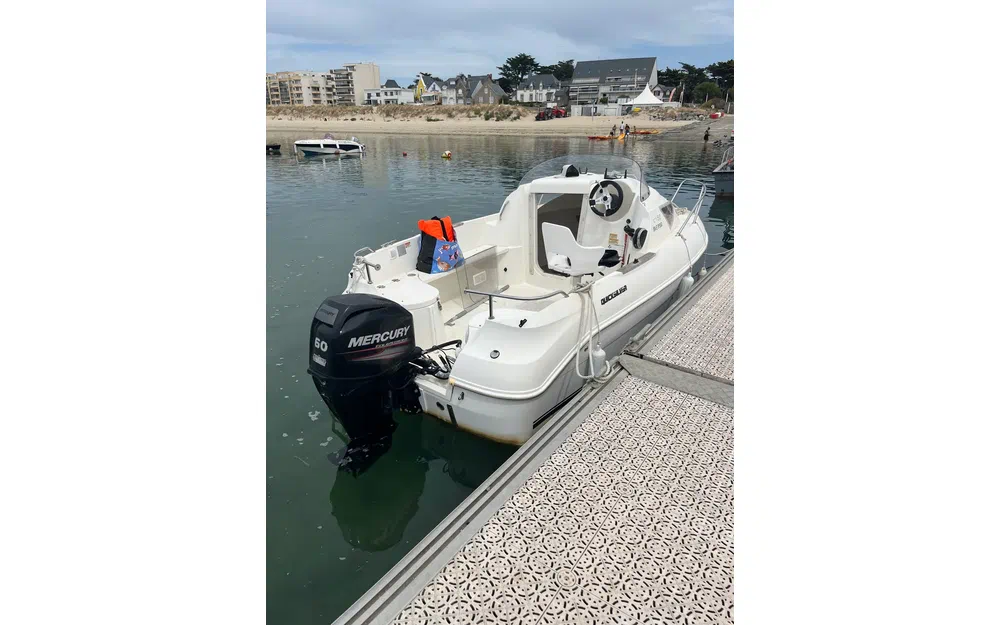 slider 1 Quicksilver Activ 510 Cabin