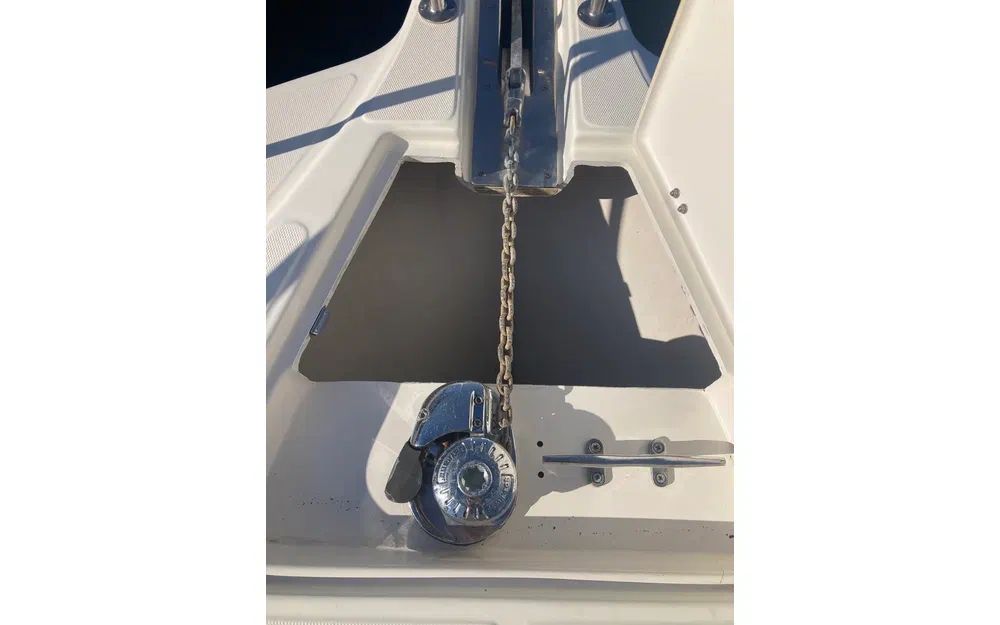 slider 15 Kelt White Shark 225