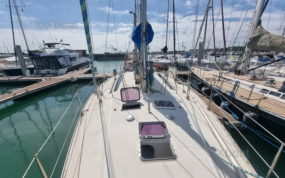 slider 10 Jeanneau Sun Kiss 45