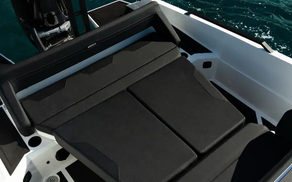 slider 15 Iron Boats 907