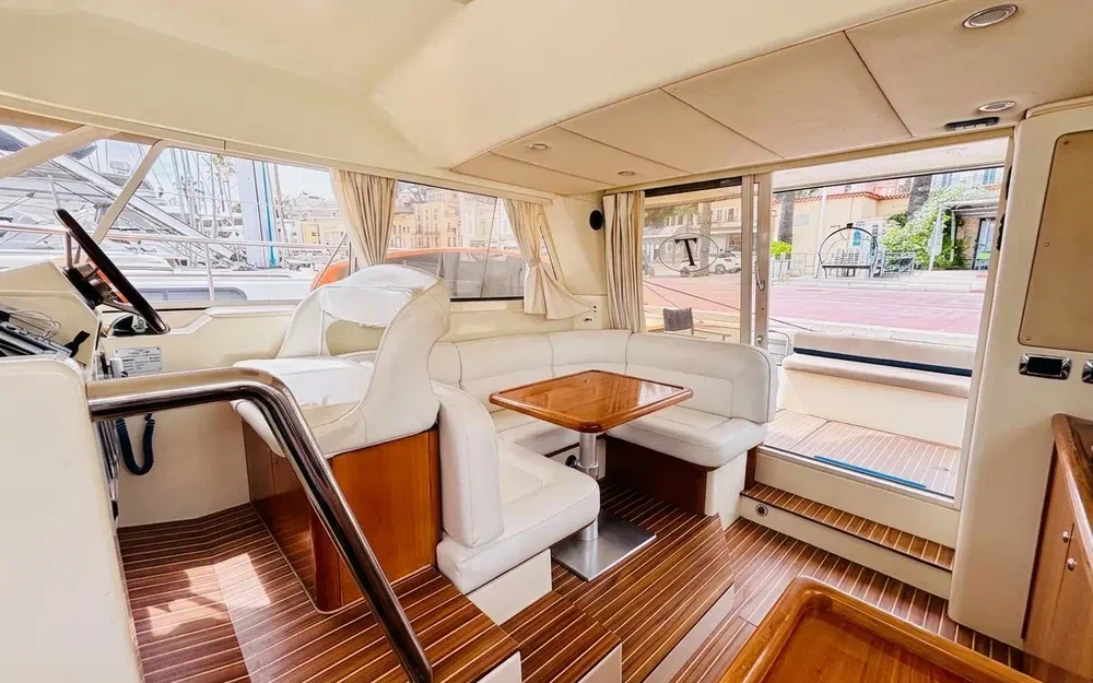slider 7 ACM Excellence 38