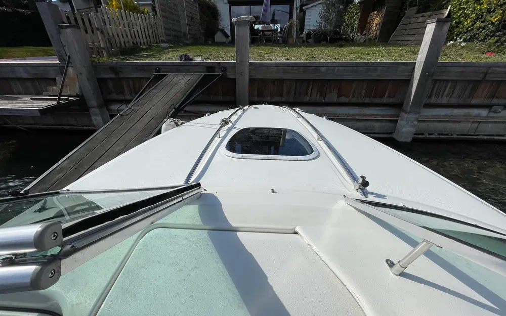 slider 1 Sea Ray 240 Sunsport
