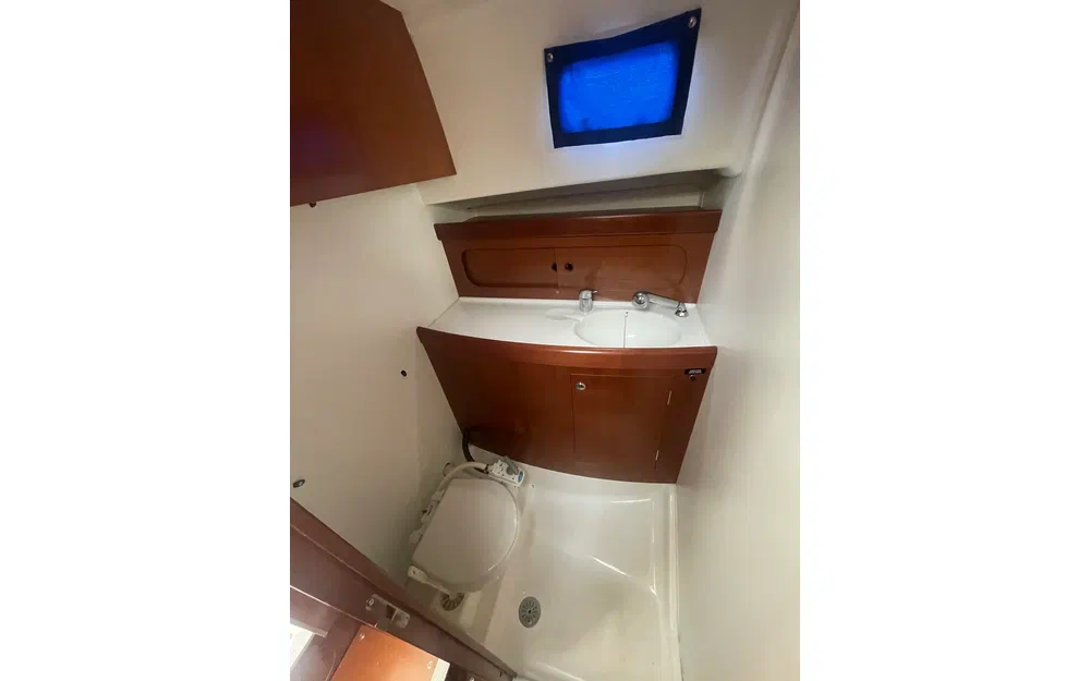 slider 23 Beneteau Antares Serie 9