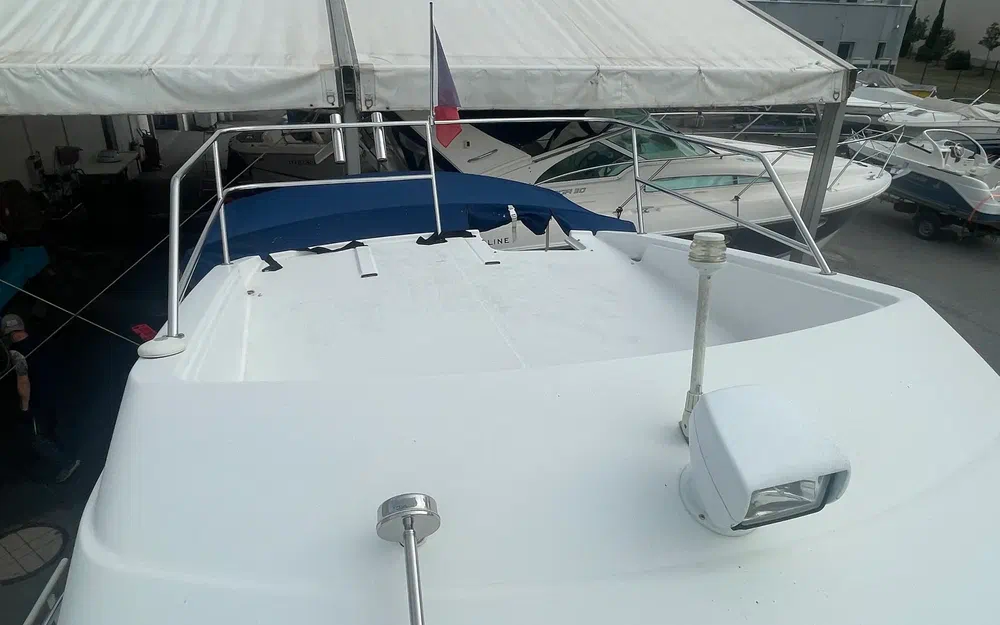 slider 11 Beneteau Antares Serie 9
