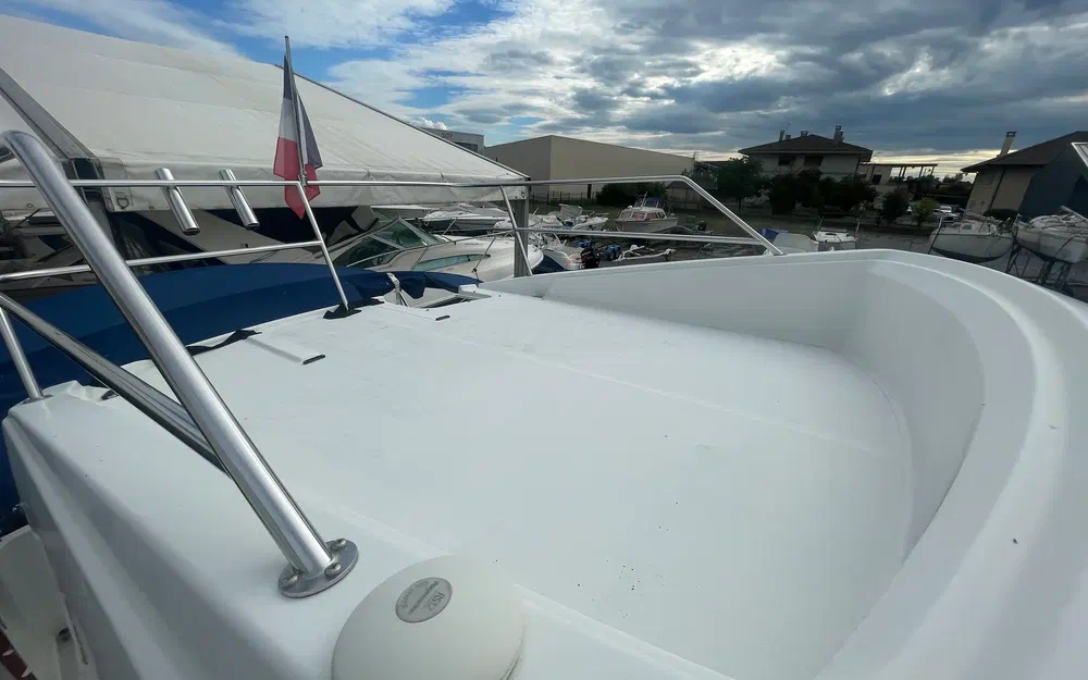 slider 14 Beneteau Antares Serie 9