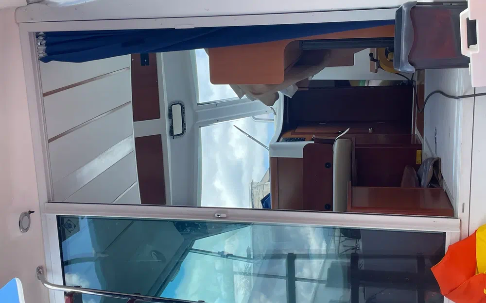 slider 15 Beneteau Antares Serie 9