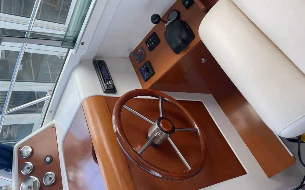 slider 16 Beneteau Antares Serie 9