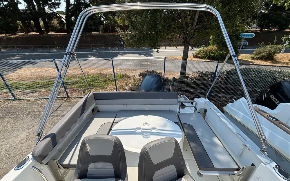 slider 9 Jeanneau Cap Camarat 6.5 WA Serie 3