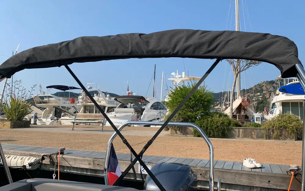 slider 12 Jeanneau CAP CAMARAT 7.5 CC SERIE 3