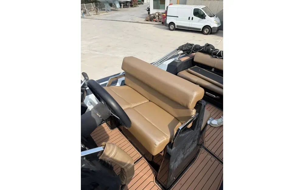 slider 3 Brig Eagle 8
