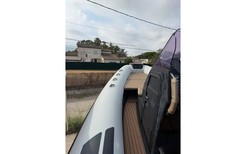 slider 5 Brig Eagle 8