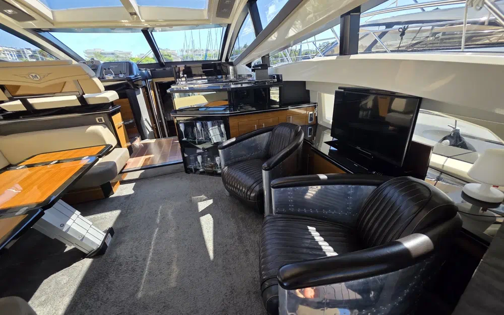 slider 9 Marquis Yachts 50 SC