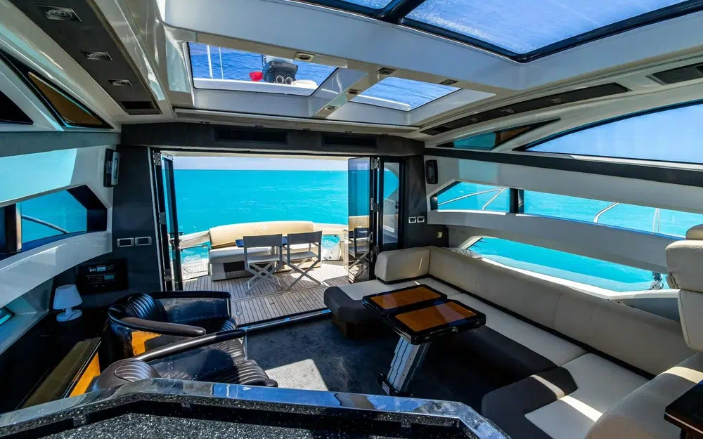 slider 4 Marquis Yachts 50 SC