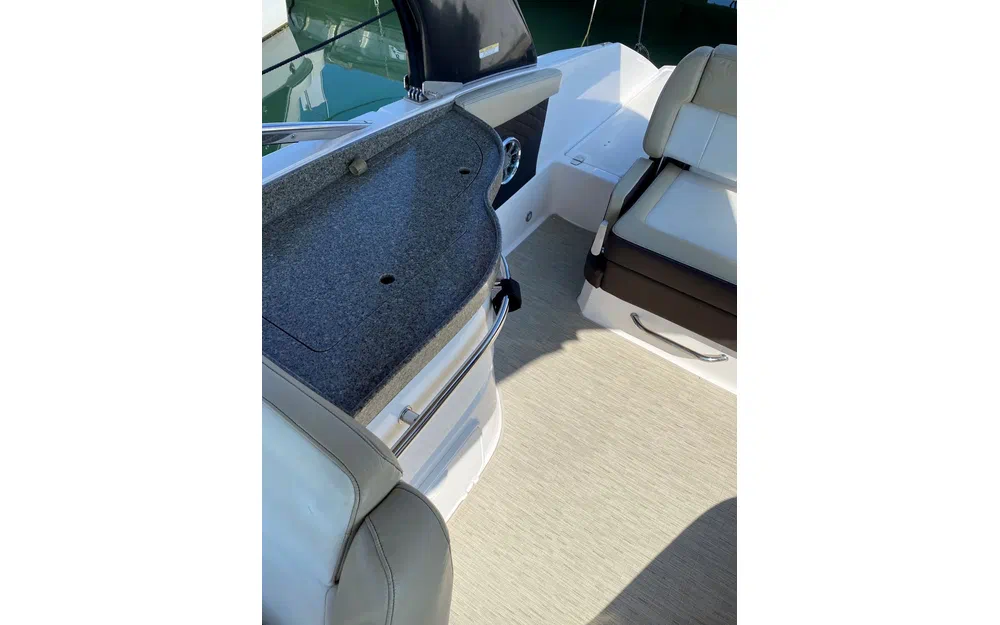 slider 4 Regal 27 Fasdeck