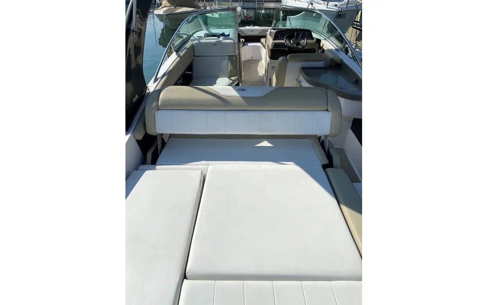 slider 5 Regal 27 Fasdeck