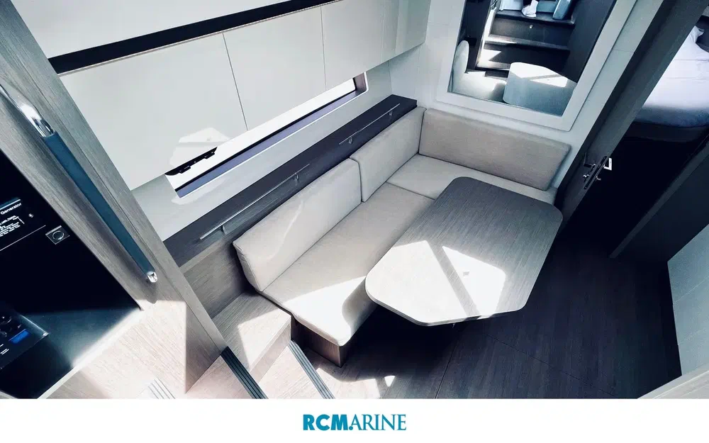 slider 15 Beneteau Gran Turismo 41