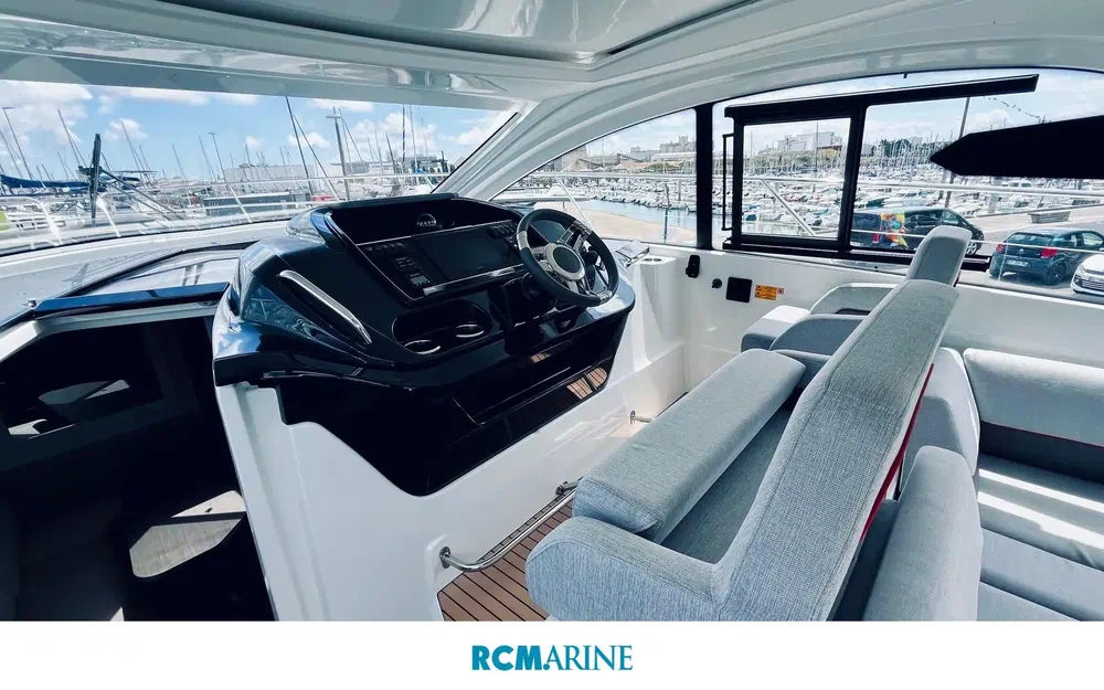 slider 18 Beneteau Gran Turismo 41