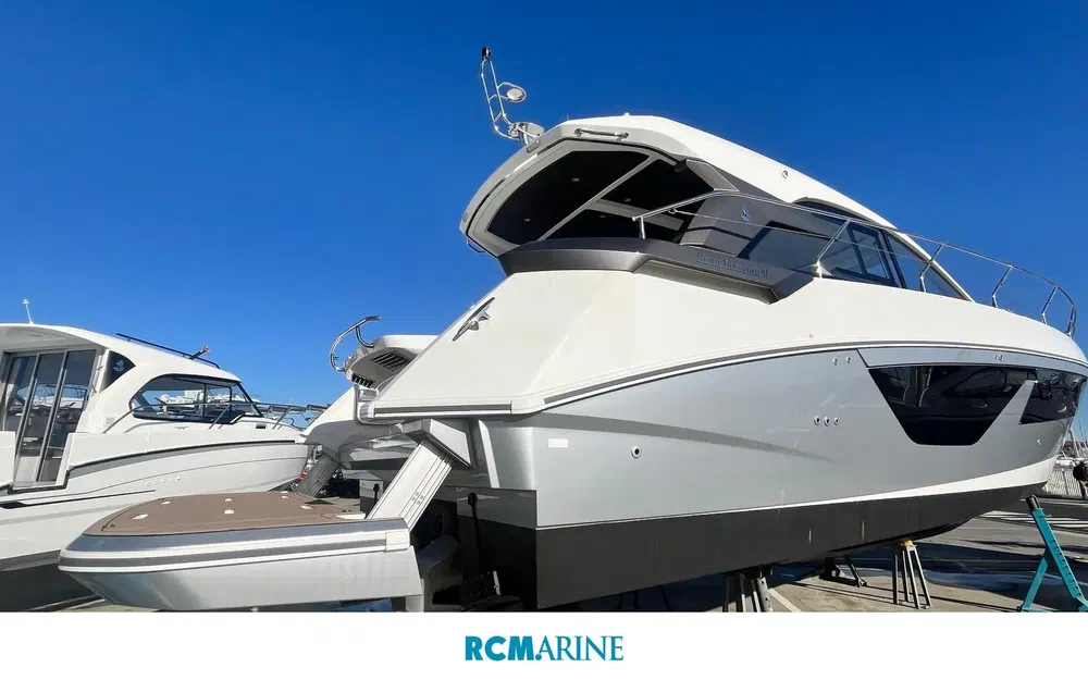 slider 1 Beneteau Gran Turismo 41