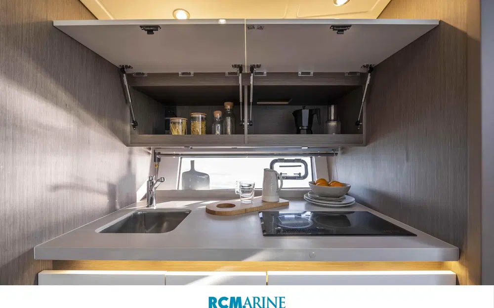 slider 5 Beneteau Gran Turismo 41