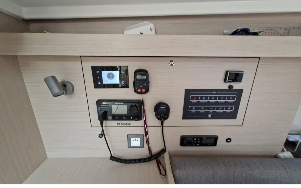 slider 9 Beneteau Oceanis 40.1