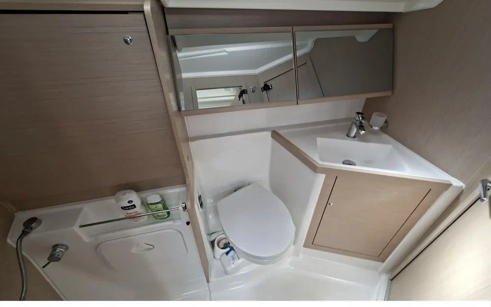 slider 14 Beneteau Oceanis 40.1