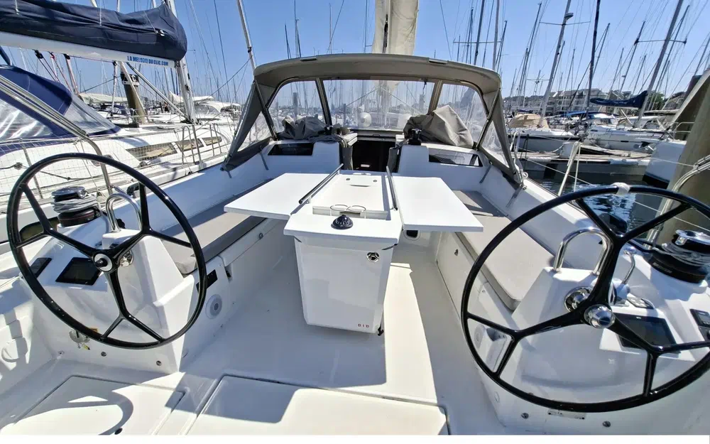 slider 7 Beneteau Oceanis 40.1