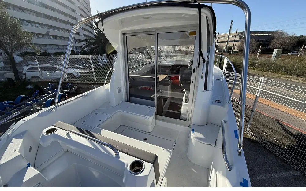 slider 3 Beneteau Antares 7 OB