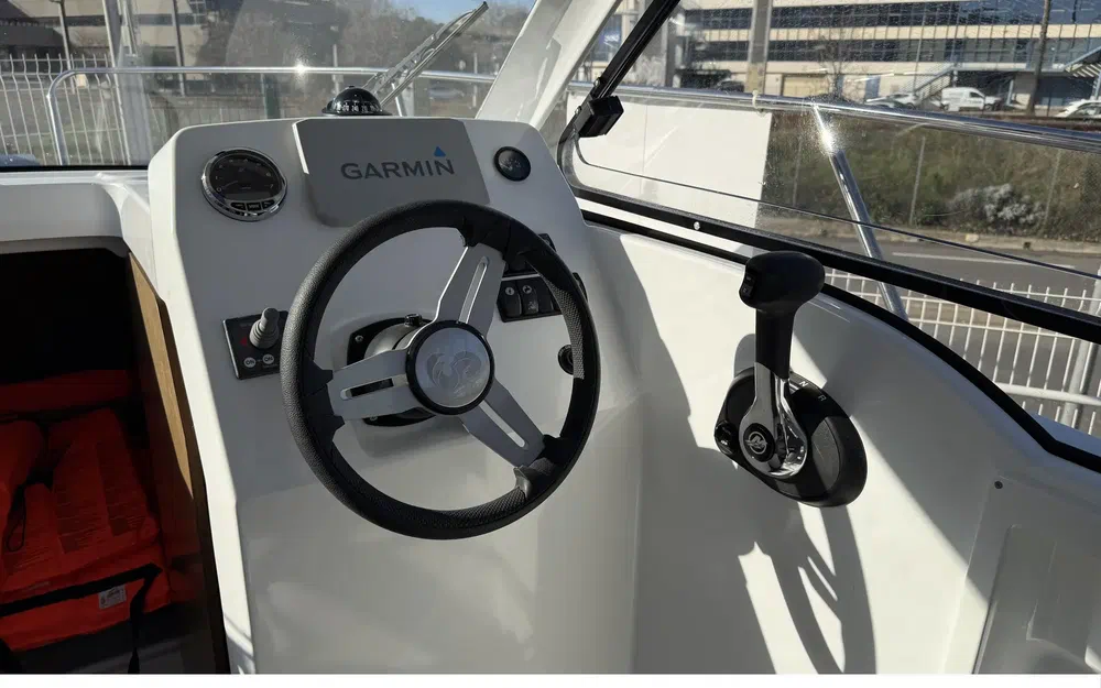 slider 8 Beneteau Antares 7 OB