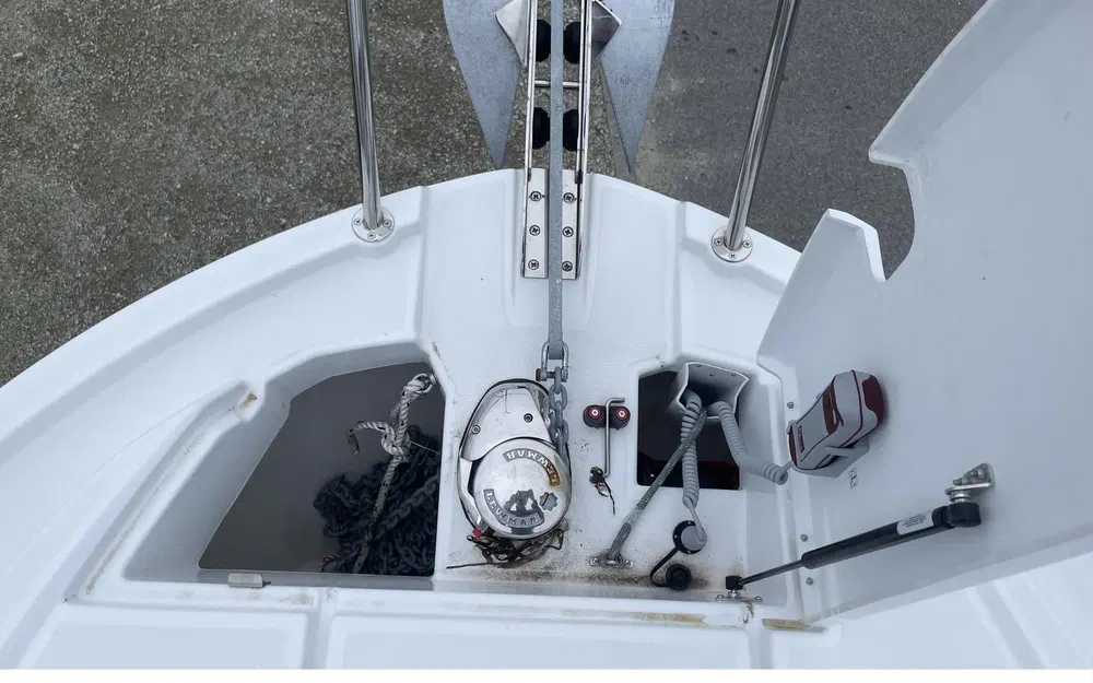 slider 9 Beneteau Antares 9 OB