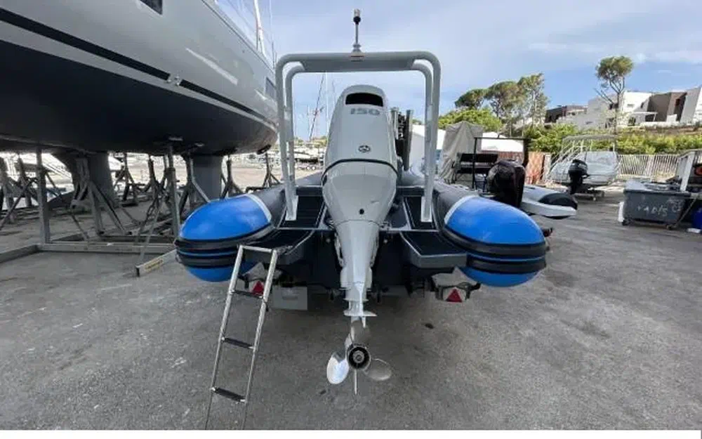 slider 11 Highfield Patrol 660