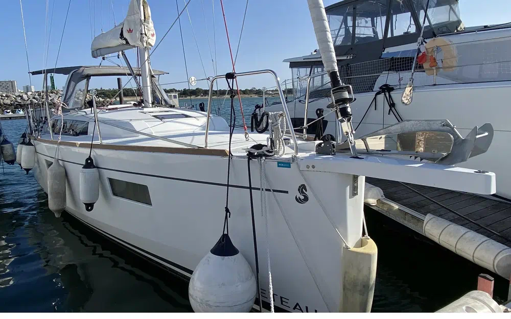slider 0 Beneteau Oceanis 38.1
