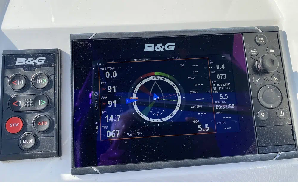 slider 12 Beneteau Oceanis 38.1