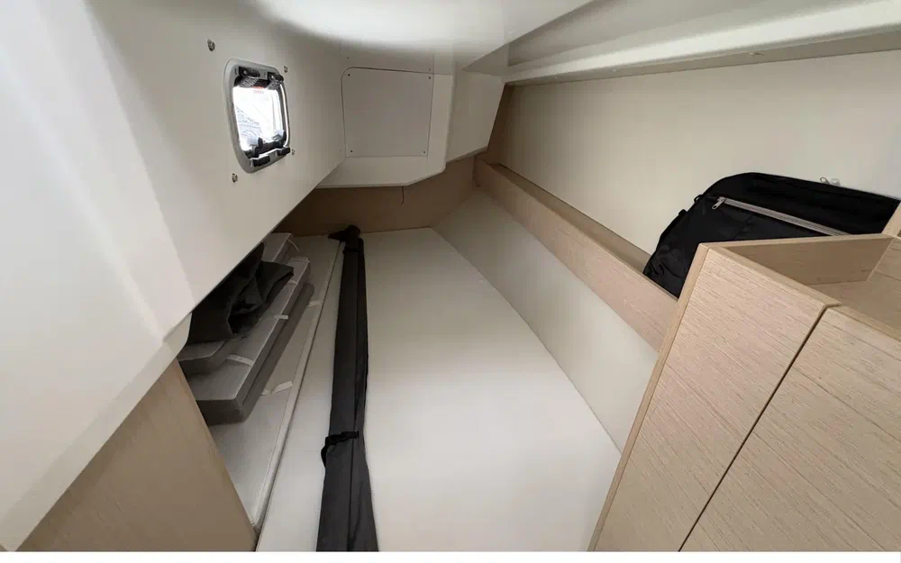 slider 13 Beneteau Oceanis 30.1