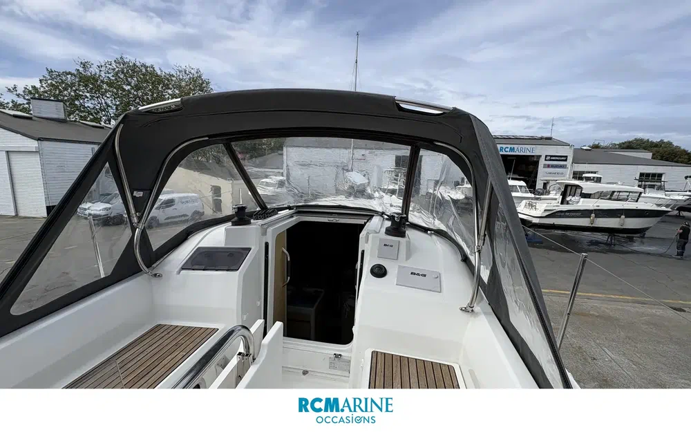 slider 3 Beneteau Oceanis 30.1