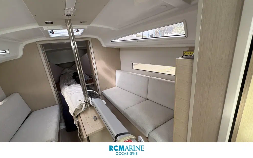 slider 8 Beneteau Oceanis 30.1