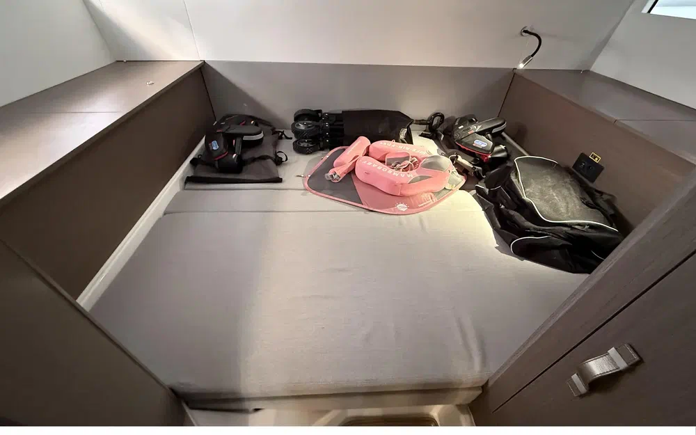 slider 16 Beneteau Gran Turismo 36