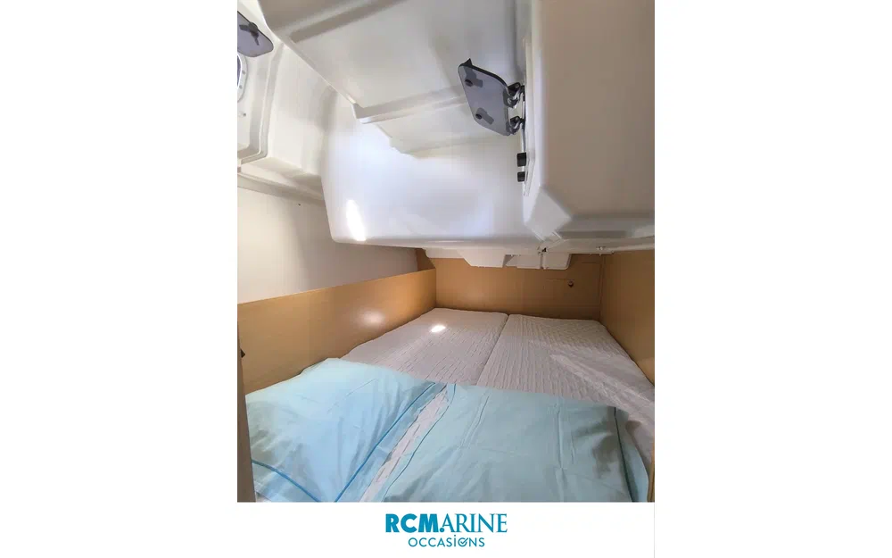 slider 10 Beneteau Oceanis 35