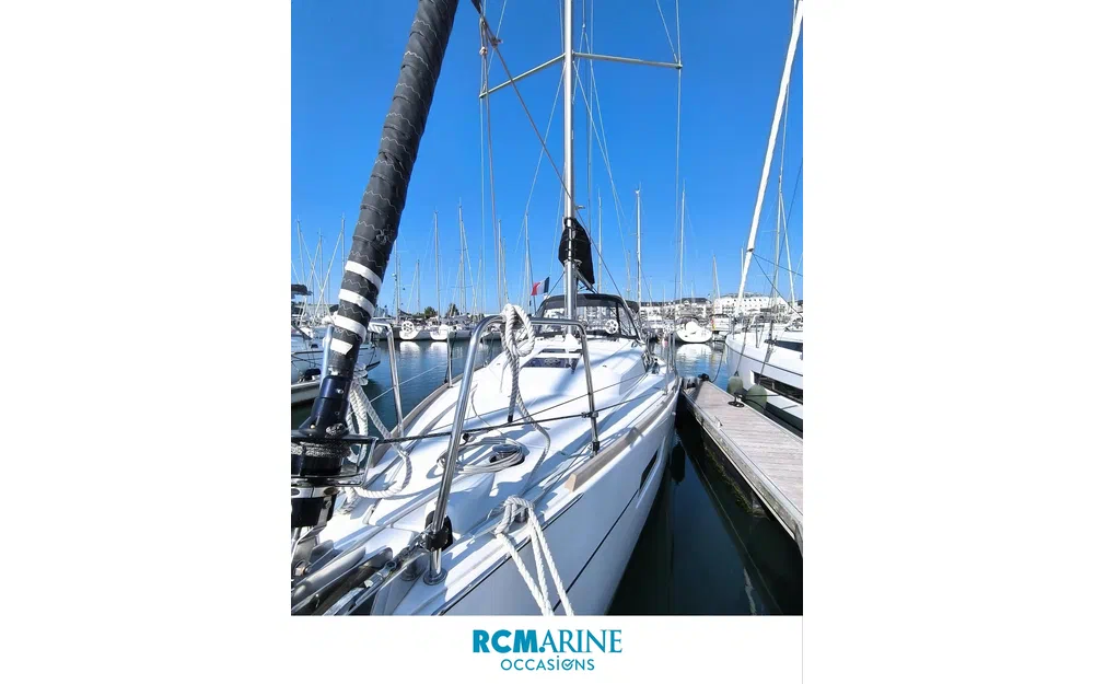 slider 4 Beneteau Oceanis 35