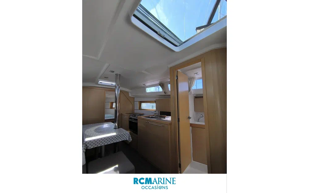 slider 6 Beneteau Oceanis 35