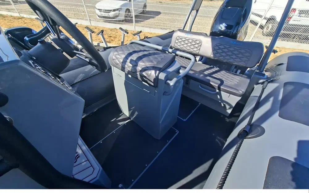 slider 6 Highfield Escape 600 Family