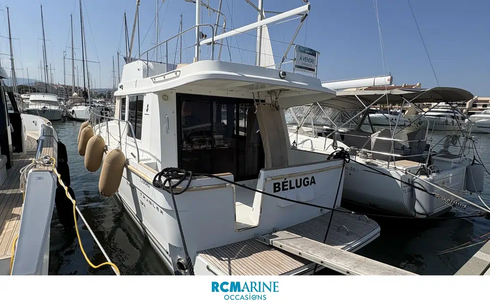 slider 1 Beneteau Swift Trawler 34 Fly