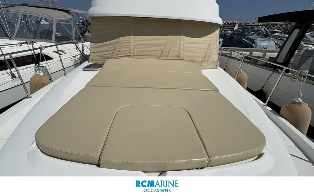 slider 19 Beneteau Swift Trawler 34 Fly