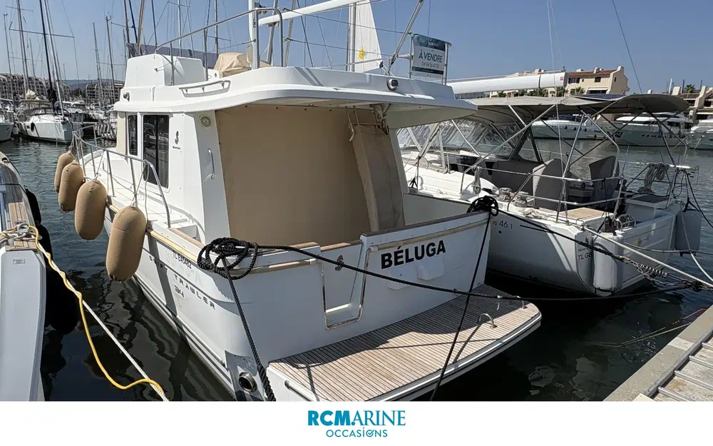 slider 2 Beneteau Swift Trawler 34 Fly