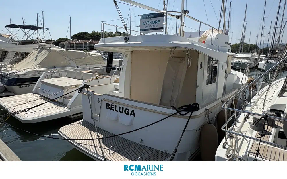 slider 3 Beneteau Swift Trawler 34 Fly